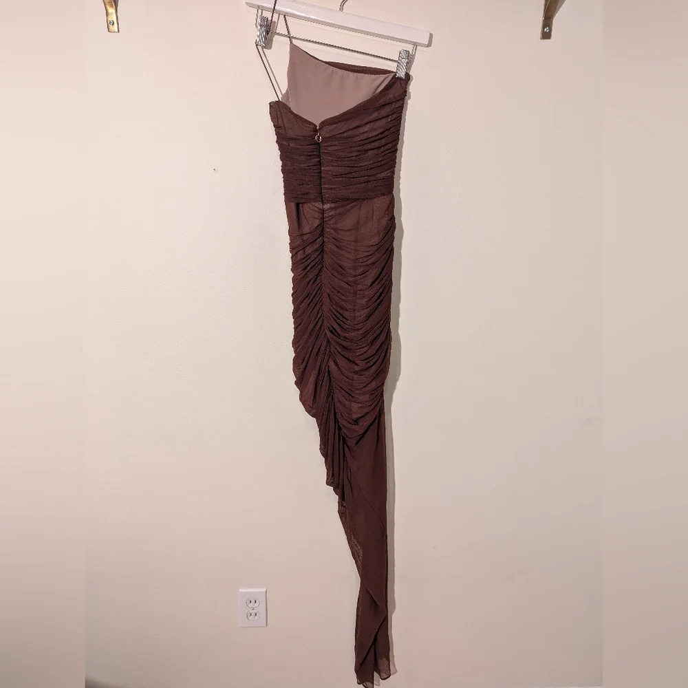 Nookie Sz Medium Brown Mecca Ruched Mesh One Shoulder Slit Sleeveless Gown sexy - Picture 6 of 7